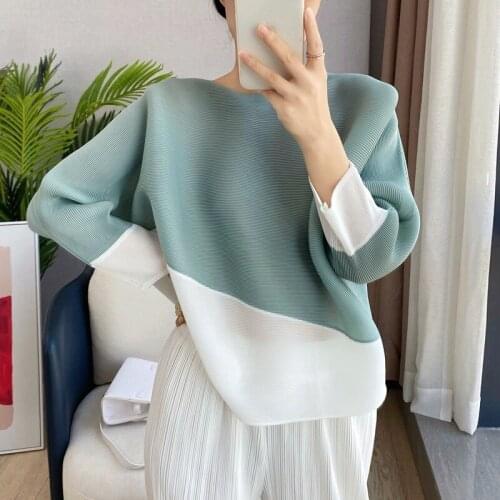 Autumn Women Loose Hit The Color Top Long Sleeve Round Neck Casual Fashion Thin Miyak Pleated T-shirt Female Plus Size Clothes