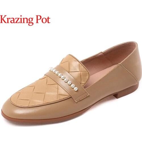 Krazing Pot genuine leather round toe low heels high street fashion pearl rivets preppy style young lady slip on women pumps L63