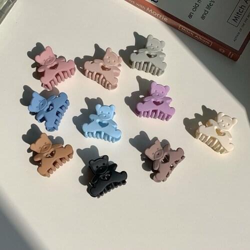 2021 New Matte Solid Color Claw Clip Barrette Crab Hair Claws Bear Bath Clip Ponytail Clip For Women Girls Hair Accessories