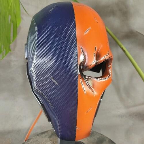 Deathstroke Helmet Figure Model