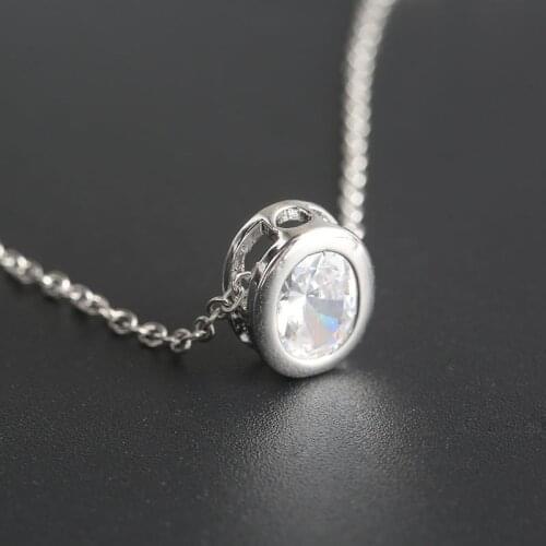 Authentic Korean Version Of The Simple Fashion Single Diamond Temperament Short Section Edge Egg-shaped Zircon Female Necklace