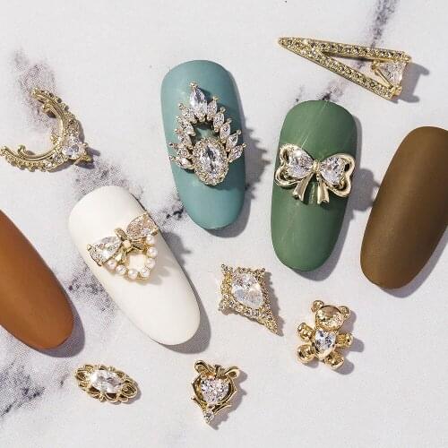 Newest 1Pieces Lot Pendant Chain 3D Alloy Butterfly Nail Art Zircon Pearl Metal Manicure Nails DIY Accessories Nail Decoration