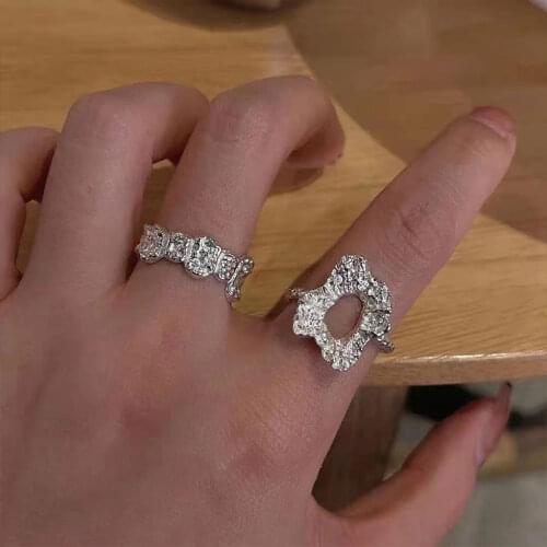 Origin Summer Korean Green Crystal Irregular Flower Ring for Women Creative Open Adjustable Metallic Index Finger Ring Jewelry