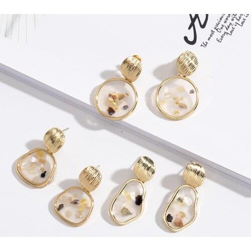New fashion retro simple shell geometric irregular earrings needle stud earrings 2020 female jewelry