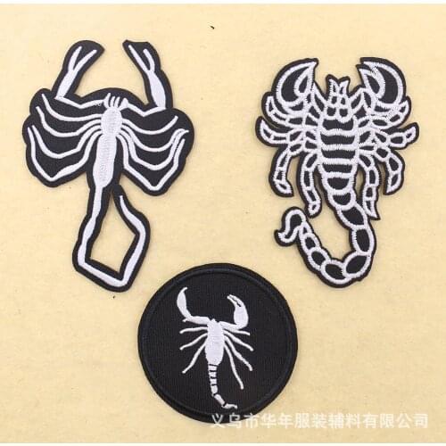 1PCS Scorpion Animals Patches Embroidery Applique Iron on Transfers for Clothing DIY Patches for Jackets Shirt Decor Wholesale