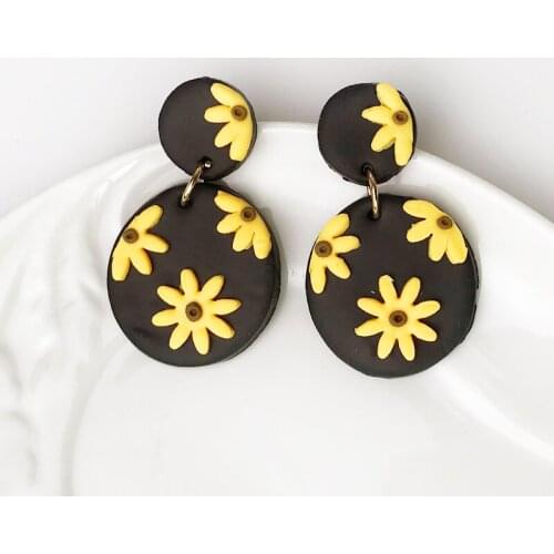 Textured Flower Polymer Clay Dangle Earrings for Women Girl Little Flower Daisy Design Trendy Modern Jewelry School Friend Gift