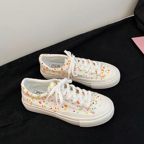 娆芷柔 Women's Sneakers