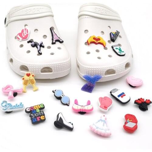 1 Piece Of Cute Cartoon Shoe Charms Of Cartoon Summer Fashion PVC Shoe Decoration