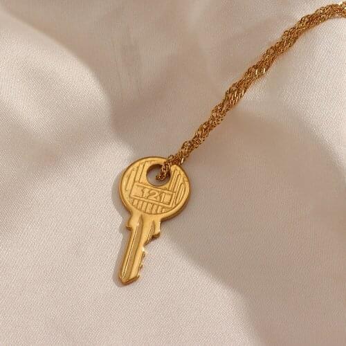 2021 New 121 Number Key Pendant Necklace Stylish Stainless Steel Tarnish Free Jewelry Gold Key Necklace For Women