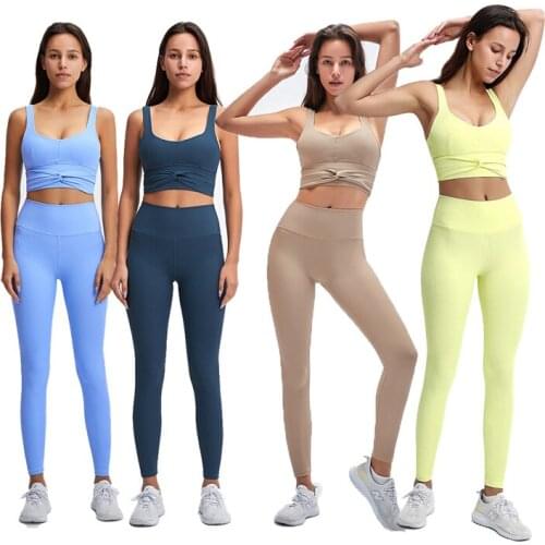 2021 Womens Hot Style New Black And White Snake Print Sports Sexy Tops Bra Fitness Slim Fit Pants Yoga Suit Set