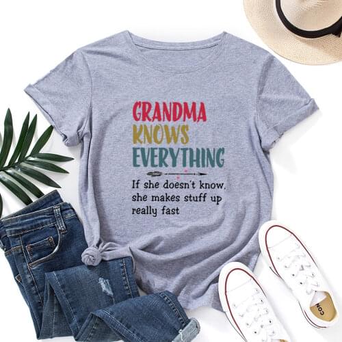 Grandma Knows Everything Grandmother Womens Short Sleeve T Shirts Loose Graphic Tops Crewneck Cotton Summer Casual Tee Shirts