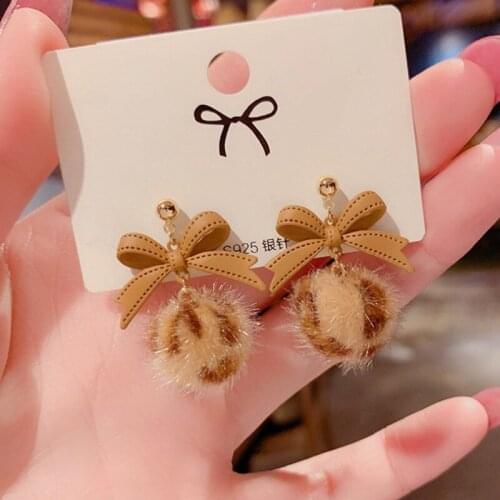 Korean Cartoon Leopard Fur Ball Dangle Earring For Women Jewelry Female Personality Simple Bow Plush Fur Brincos Gift
