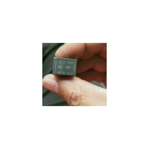 4RA 743 555-01 for instead for Ford Zhisheng headlight relay 5-pin relay brand new