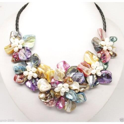 Free shipping >>>>>> Gorgeous New Multicolor Baroque Shell Pearl Five Flowers Bloom Bid Necklace 18"