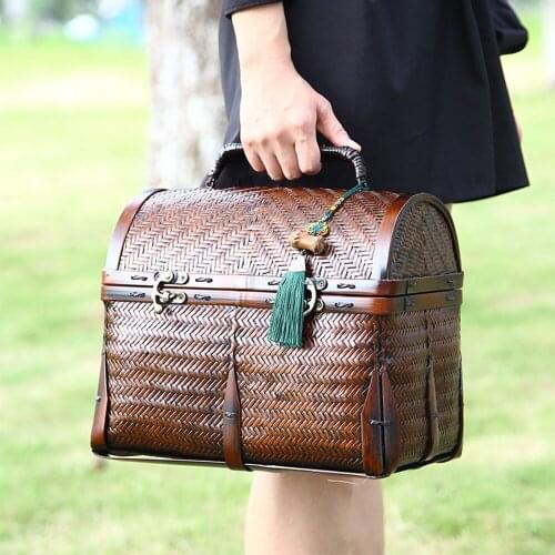 Chinese Traditional Style Delicate Portable Bamboo Hand Case For Collection Tea Sets Tea Pot Tea Cups Pure Hand Made Bamboo Bag