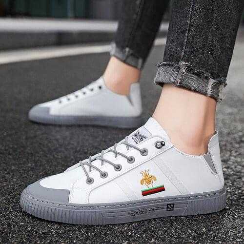Mhysa New Spring Autumn Men Shoes Fashion Breathable feather Print Shoes Lace up Flats Shoes Sneakers Casual Shoes Joker simple