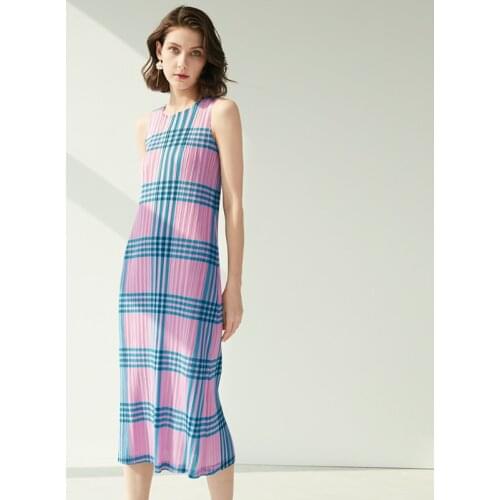 TIANPEI Miyake pleated plaid striped print long dresses summer 2020 plus size sleeveless vintage dress boho with hips