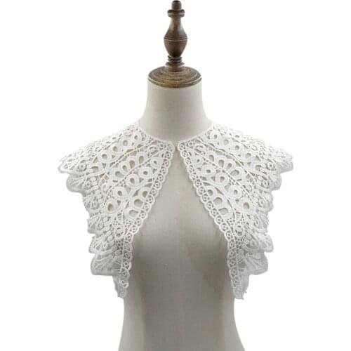 1 Pc Lady Shirt False Collar Lace Detachable False Neck Polyester French Style Hollowed-Out Collar