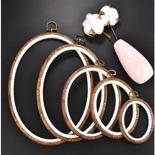 Retro DIY Sewing Tool Round Wooden Color Embroidery Hoops Frame Set Plastic Embroidery Hoop Rings For Cross Stitch Needle Craft