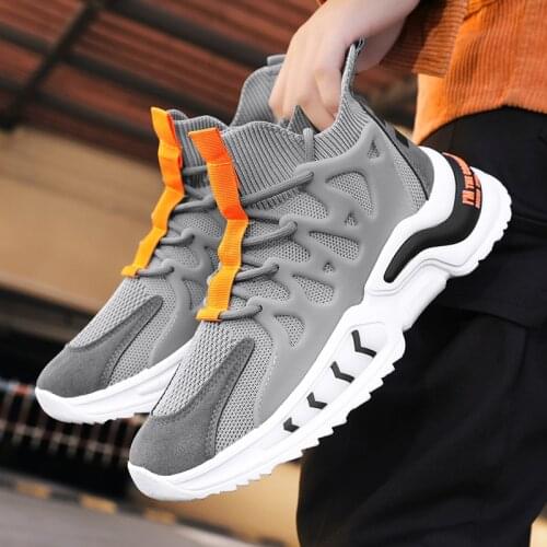 2021 New Fashion Mesh Surface Fly Weave Breathable Middle Top Casual Sports Men Shoes Retro Popular Spring Shoes Men Women
