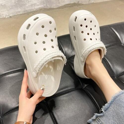 2021 Trend Summer Shoes Womens Platform Garden Shoes Sandals Clogs for Women Increase Outdoor Croks Beach Slippers Tongs