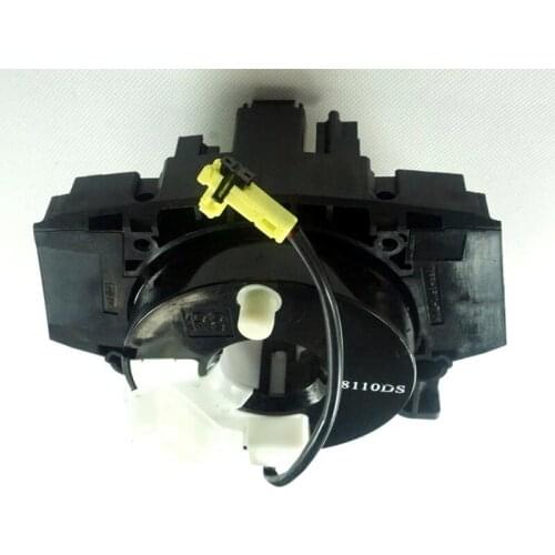 1PC Right Hand R8 For Nissan Navara Pathfinder Qashqai J10Z X-Trail Tiida Livina B5567-J540A 25560-EC44D B5567J540A 25560EC44D