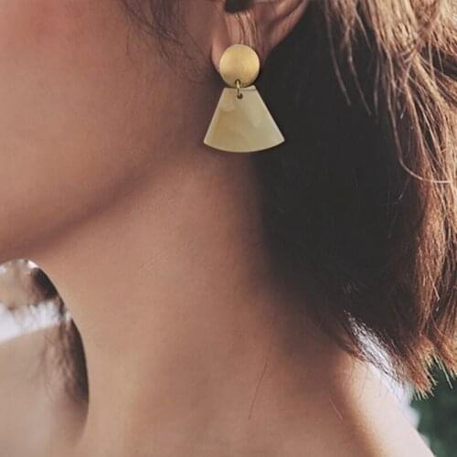 Tri-color fan-shaped glass denim elegant earrings for female friends to play party fashion sweet romantic ear jewelry gifts