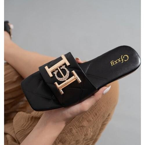 Fashion female footwear light Womens Sandals Flat Womens Home Slippers Summer Square Womens Beach Shoes Zapatillas Mujer