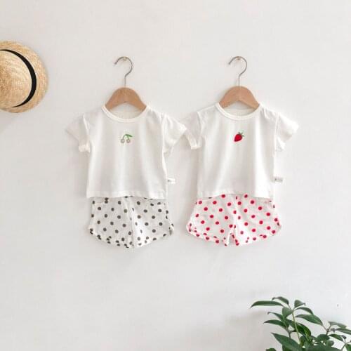 Summer New Baby Girl Clothes Set Girls Floral Shirt and Baby Shorts 2pcs Fashion Cotton Girls Outfits Set Cherry Strawberry Tees