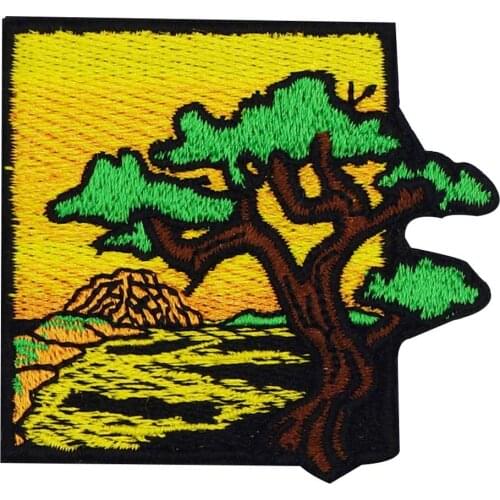 TREE mountain Patch Embroidered Applique Sewing Label punk biker Patches Clothes Stickers Apparel Accessories Badge