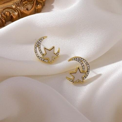 Cute Crystal Moon & Star Stud Earrings for Women Girls Fashion Korean Jewelry Gold Color Pendientes Sweet Lovely Gift MS150