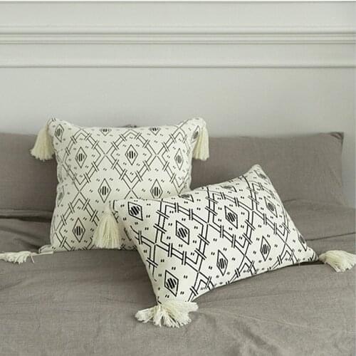 Black White Geometric Home Decor Pillow Cover with Tassles Rhombus Print Cushion Cover Pillow Case Pillow Sham 45x45cm/30x50cm