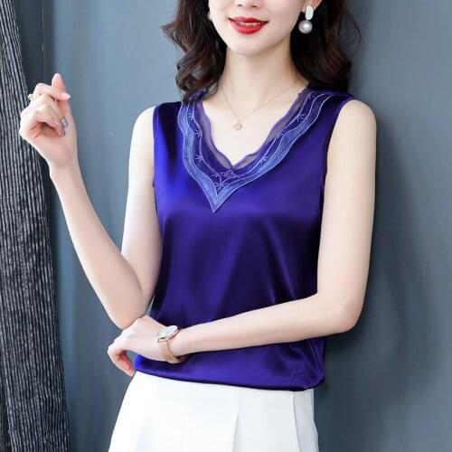 Korean Silk Women Tops Woman Satin Tank Top Women Elastic Lace Halter Top Plus Size 4XL Woman Sleeveless Silk Top Basic Tees