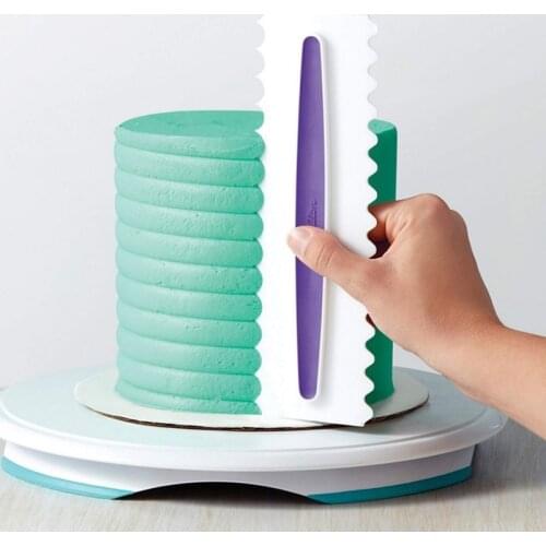 Non-toxic Kitchen Accessories Icing Smoother Cake Scraper 1Pcs Baking Tools Fondant Cake Decor Plastic Cake Decorating Comb