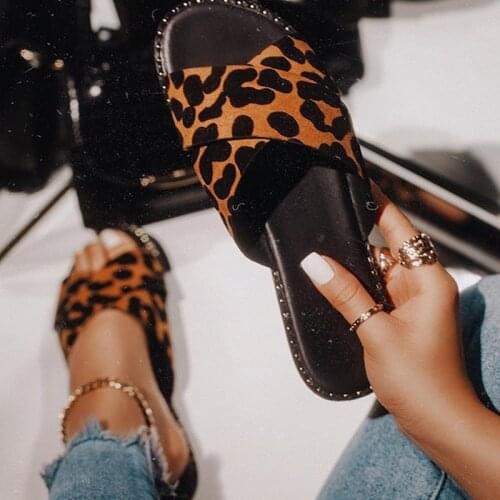 2021 New Women Summer Sandals Flat Slippers Open Toe Fashion Leopard Shoes Outdoor Leisure Plus Size 43 slides women