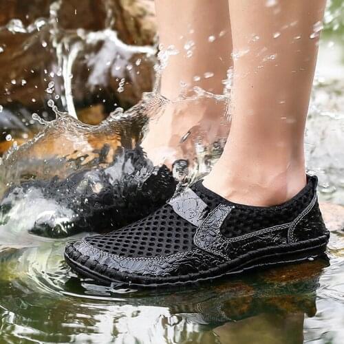 Wading Shoes Mens Quick-drying Breathable Hiking Water Sports Shoes Outdoor Wear-resistant Beach Upstream Shoes Men