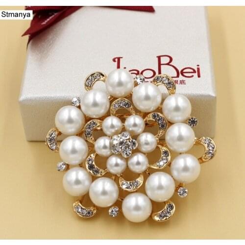 New Rhinestone pearl brooch Flower Pins charm jewelry Fashion scarf buckle cute pin gift jewellry wholesale H1009
