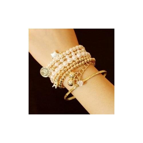 Fashion Female Bohemian Bead Coin Eiffel Tower Pendant Bracelet Multilayer Imitation Pearl Charm Bracelet Jewelry For Women