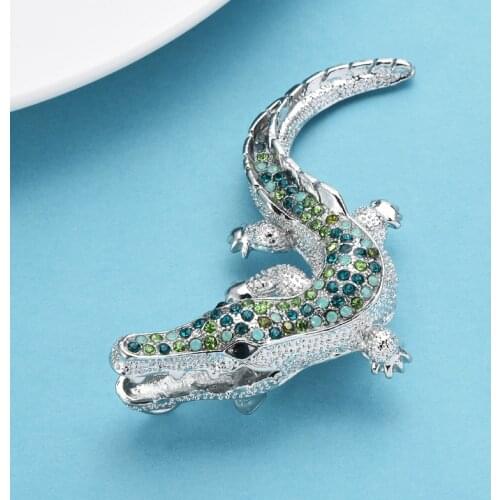 Wuli&baby Sparkling Rhinestone Crocodile Brooch Pins 4 Colors Climbing Animal Alligator Broohes Men Badge New Year Gift