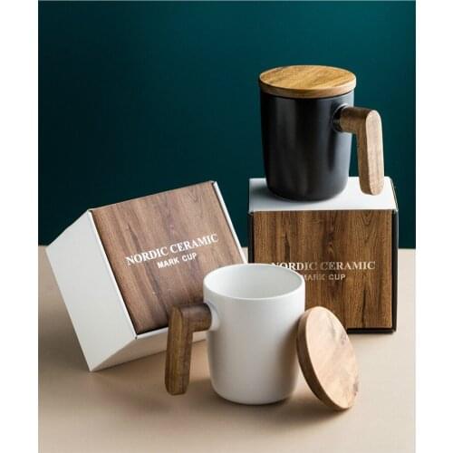 Gift Package Wooden Handle with Cover coffee cup Lovers coffee Mugs Ceramic coffee Mug cup set wooden coffee cup