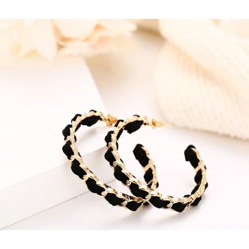 2021 New Fashion Drop Earrings Eardrop Punk Elegance Temperament Circle Round Black Gold Hoop Earrings Dangle Ear Jewelry