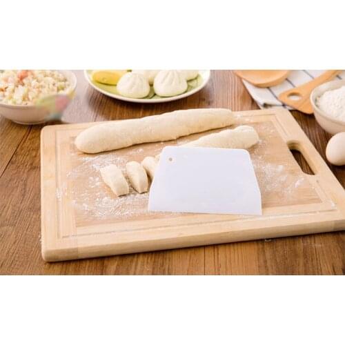 Cake Dough Scraper Pastry Butter Cream Spatulas Trapezoidal Kitchen Cutter Baking Tools Plastic Pastry Scraper Cream Spatulas