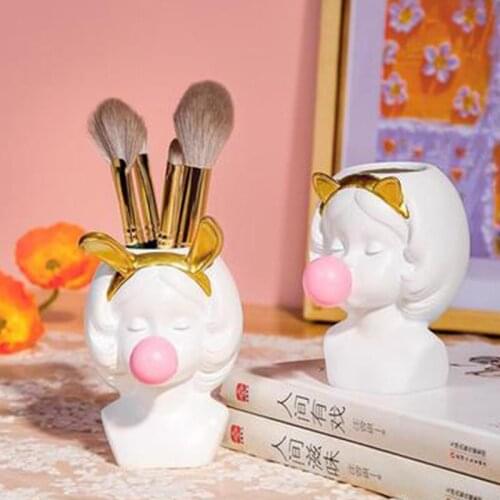 Makeup Brush Storage Tube Cute Creative Rabbit Girl Statue Pen Holder Sculpture Storage Box Desktop Vase Home Decoration