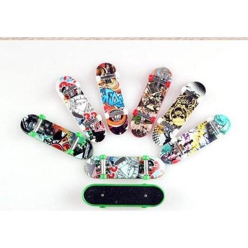 Mini Finger Board Skateboard Boy Kid Children Party Toy Birthday Xmas Gift