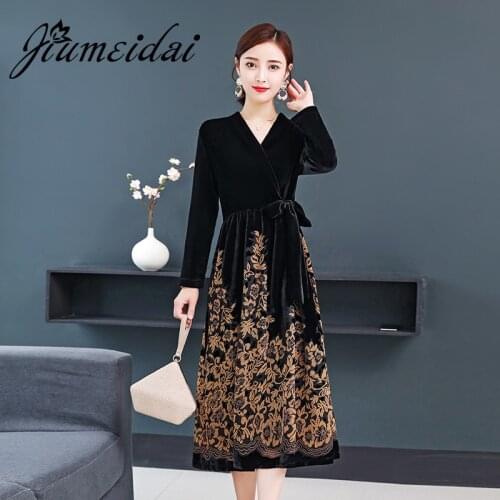 JiuMeiDai 2020 Women Autumn Chinese Style Velvet Dress Lady Elegant Floral Long Dresses Female V-Neck Vintage Party Clothing