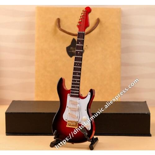 Mini Guitar Wooden Miniature Guitar Model Dollhouse Collection Musical Instrument Guitar Decoration Gift Decor