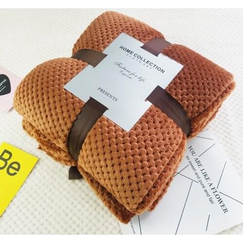 New Super Soft Plaid Blanket Flannel Aircraft Sofa Office Children Blanket Travel Fleece Mesh Portable Car Travel Cover Blanket