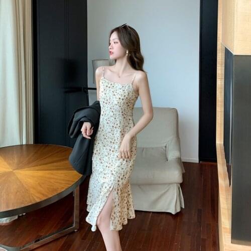 Spring and summer new Korean fashion sexy halter mid-length A-line skirt dress Floral sling dress female