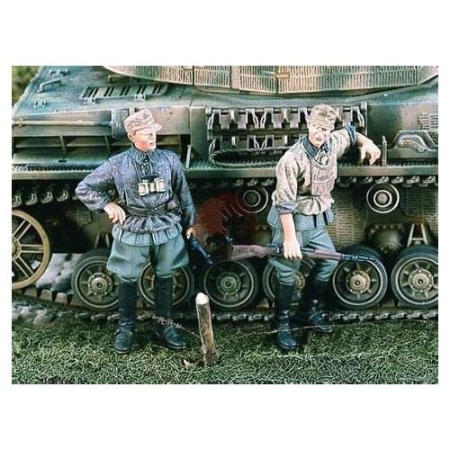 1/35 Resin Figure Model Kit Unassambled Unpainted 1053(2 figures NO TANK)