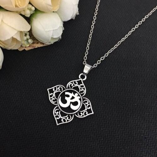 2018/ Charm 3D Buddha Lotus Silver Plated Pendant Necklace, Buddhism, Yoga Necklace